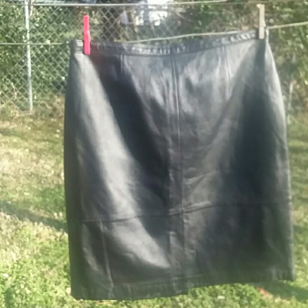 Leather skirt